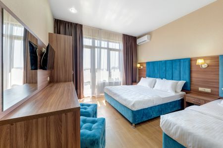 Стандарт 3-местный с балконом