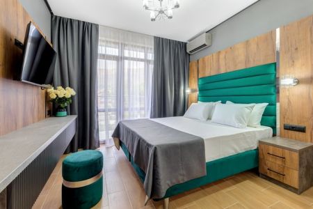 Комфорт 2-местный Коннект (с балконом и видом на горы)