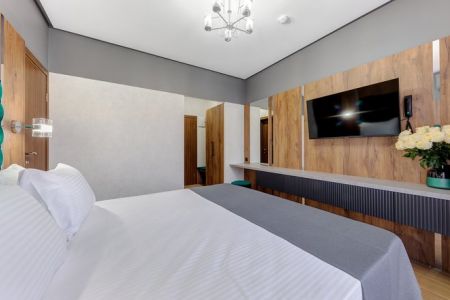 Комфорт 2-местный Коннект (с балконом и видом на горы)