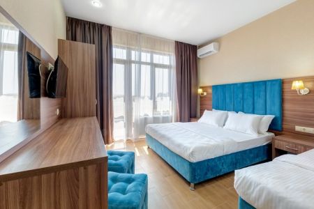 Стандартный 3-местный (с балконом)