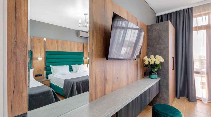 Комфорт 3-местный с балконом вид на море