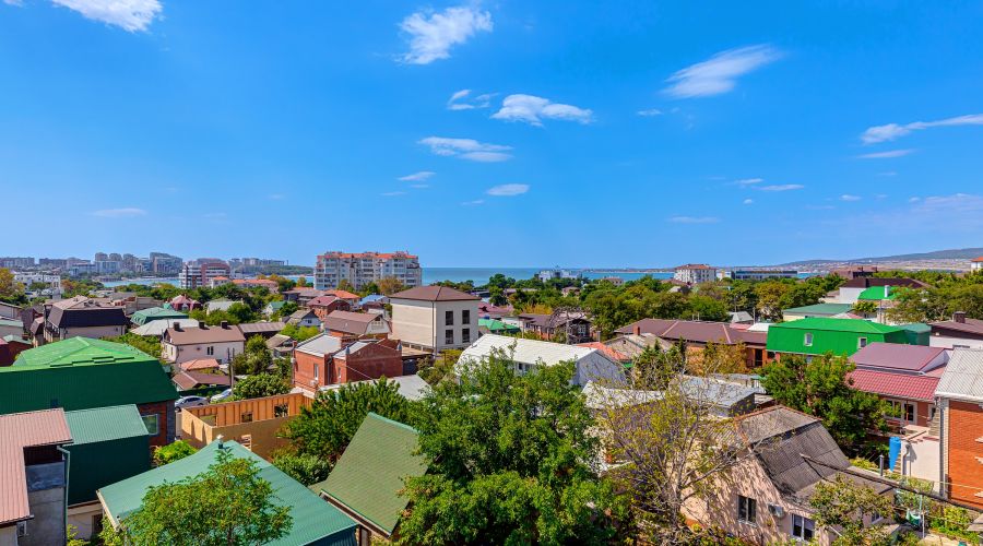 Комфорт 3-местный с балконом вид на море