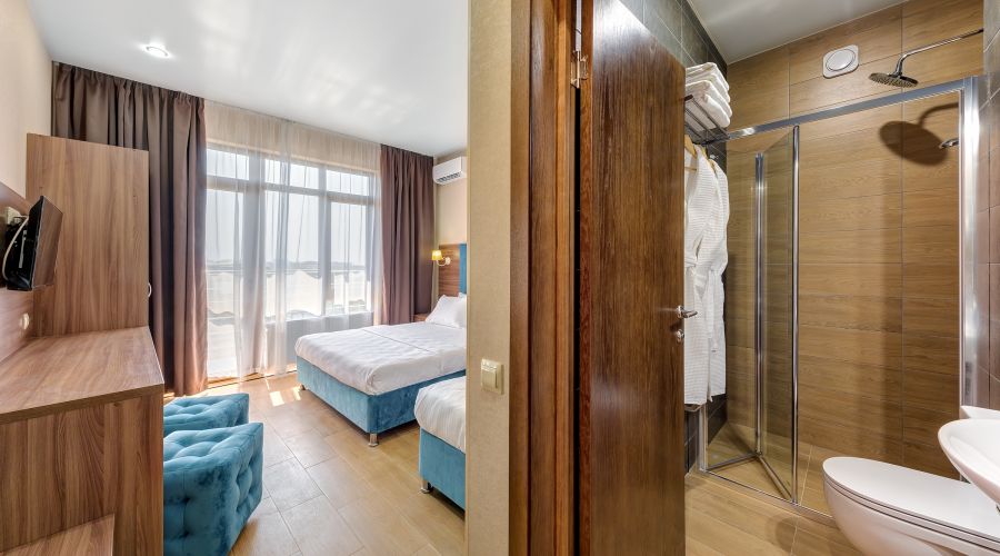 Стандарт 3-местный с балконом