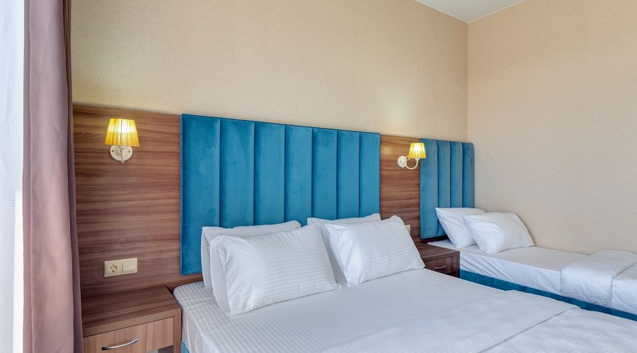 Стандарт 3-местный с балконом