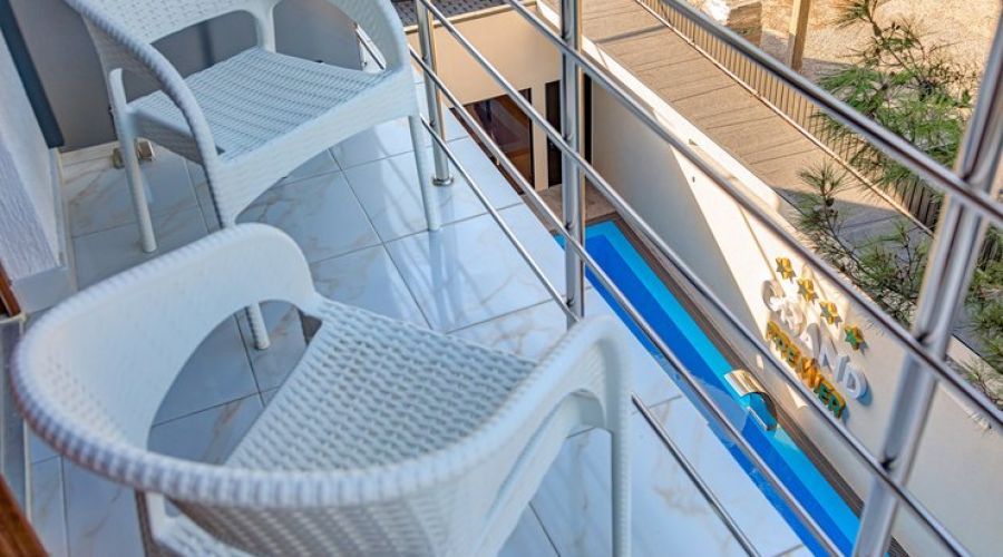 Комфорт 2-местный Коннект (с балконом и видом на горы)