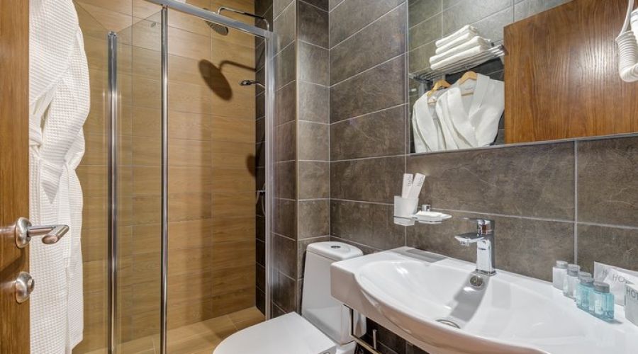 Стандартный 3-местный (с балконом)